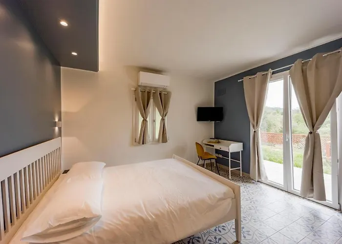 Bed and Breakfast Gli Ulivi And Breakfast Marina dʼAndora